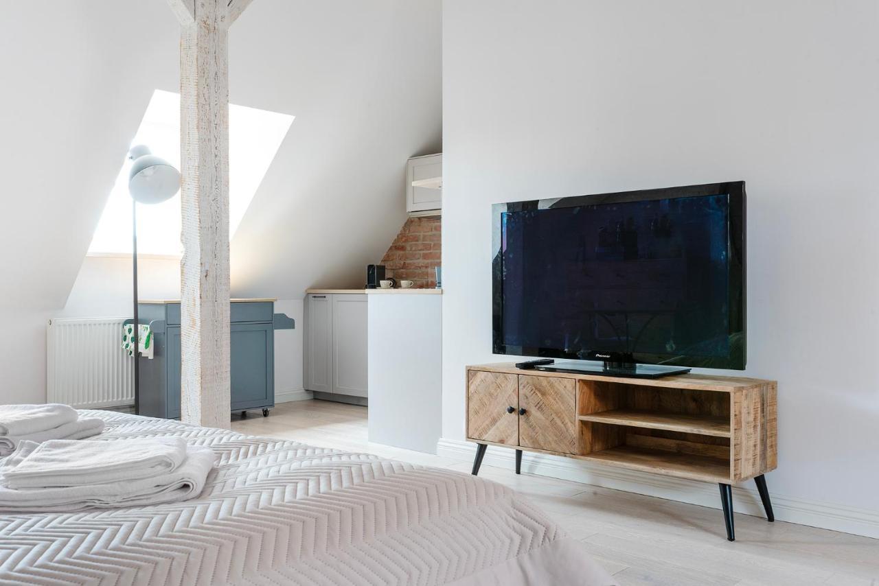 High Standard Studio. Old Town. Warschau